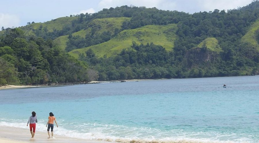 Pantai Likupang Minahasa Utara Aktivitas Snorkeling dan Diving